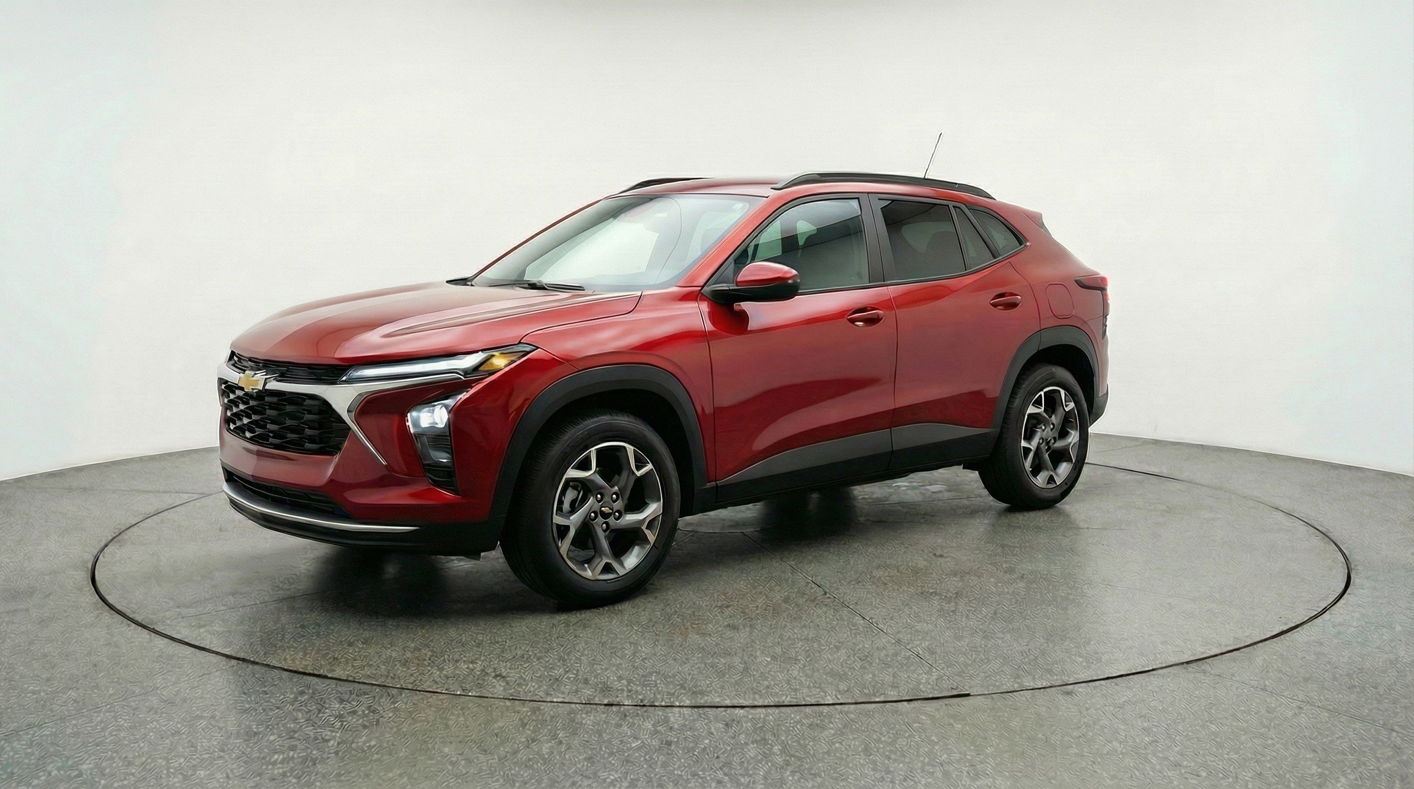 Used 2025 Chevrolet Trax LT w/ LT Convenience Package image 3