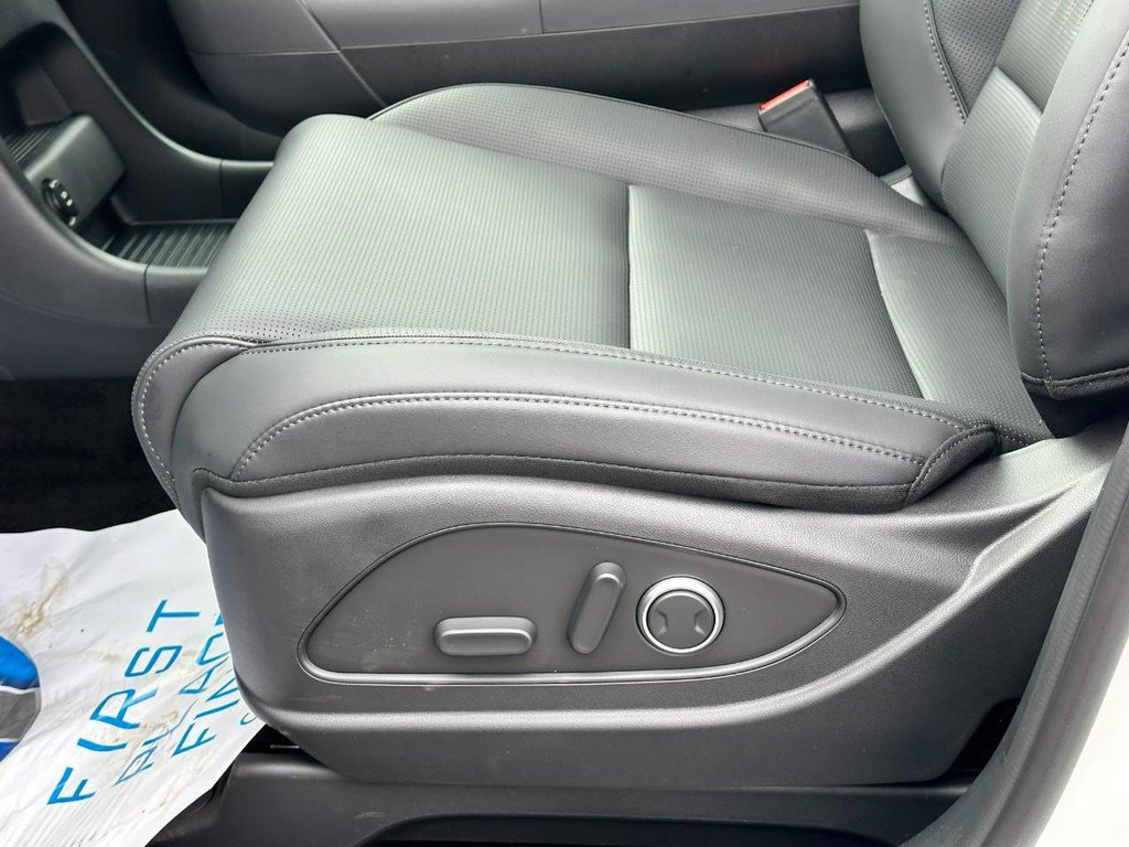 Used 2026 Hyundai Palisade SEL FWD image 10