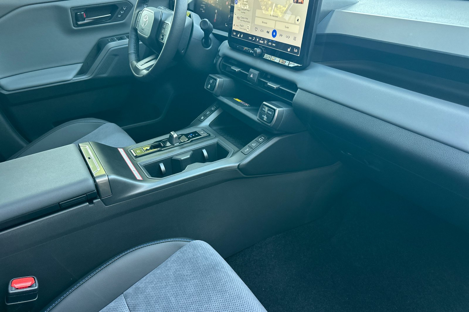 New 2026 Toyota RAV4 XSE AWD/4WD image 16