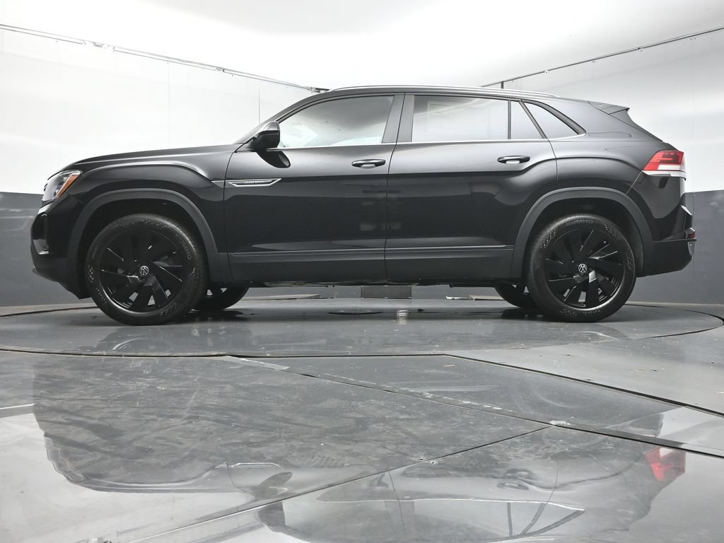 New 2026 Volkswagen Atlas Cross Sport SE FWD image 38