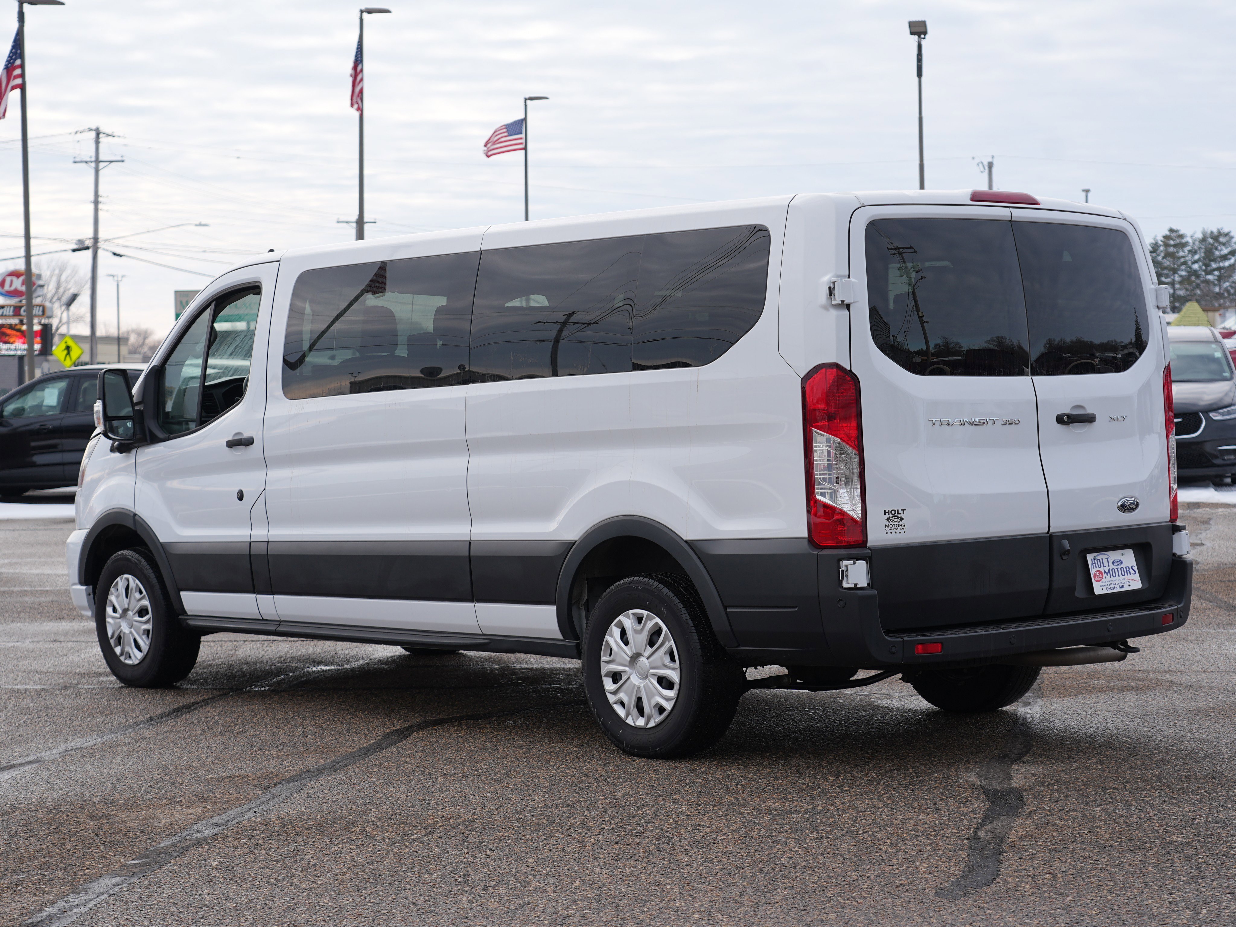 Used 2023 Ford Transit 350 XLT image 6