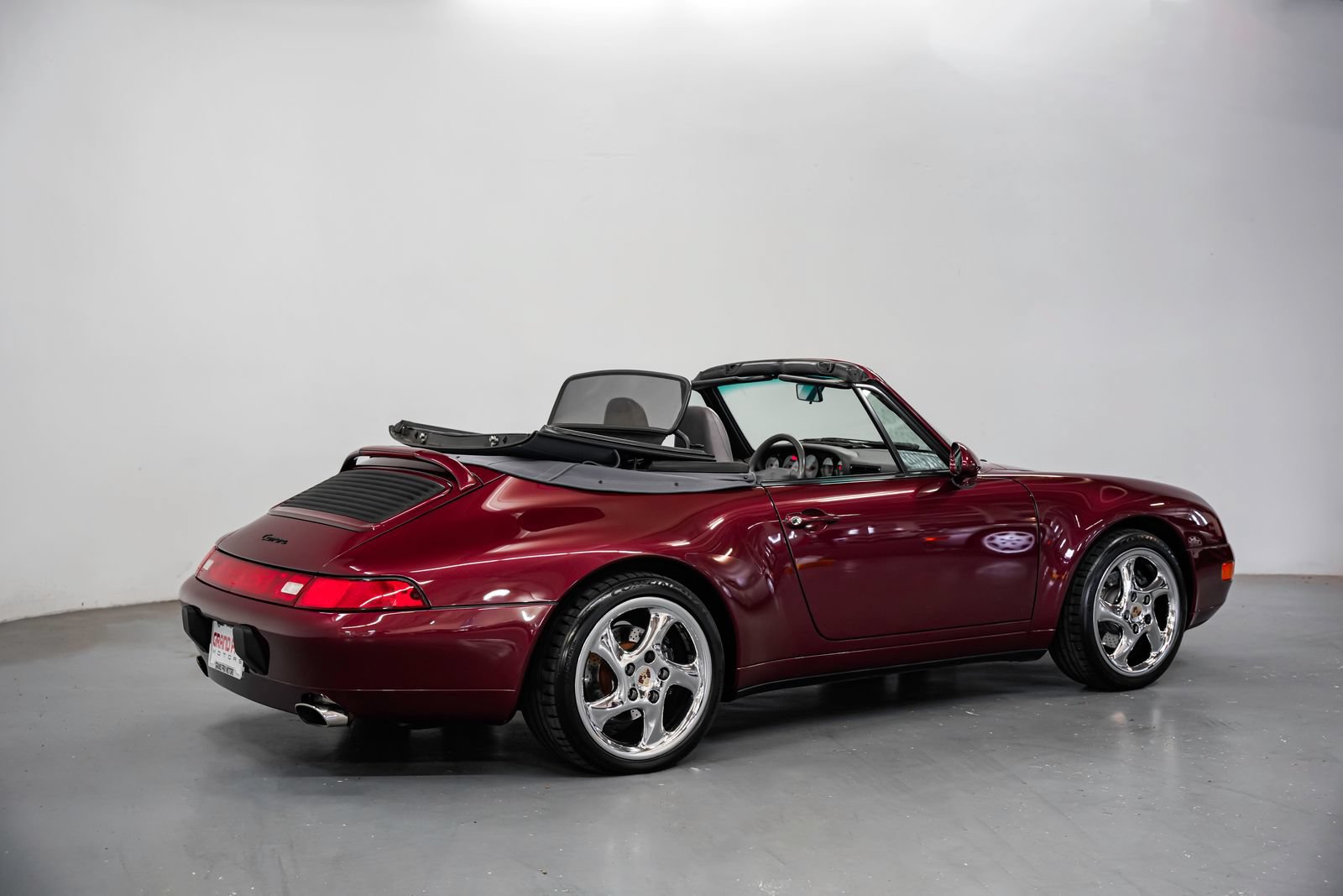 Used 1997 Porsche 911 Carrera RWD image 3