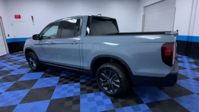 Used 2025 Honda Ridgeline Sport image 6