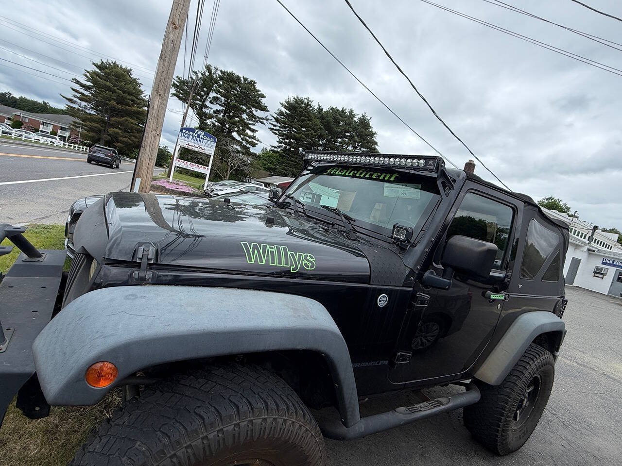 Used 2016 Jeep Wrangler Sport AWD/4WD image 4