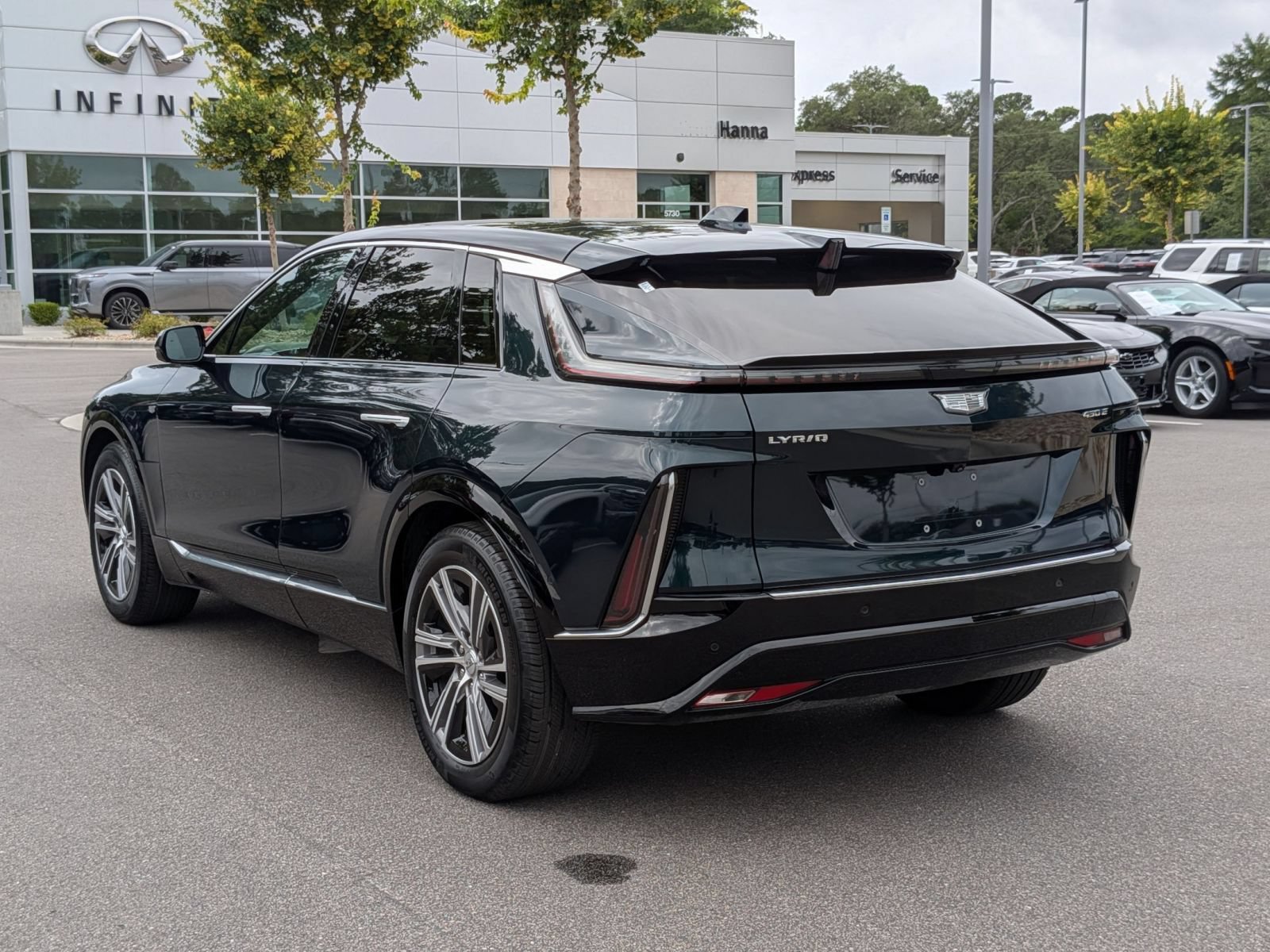 Used 2024 Cadillac Lyriq Luxury RWD image 5