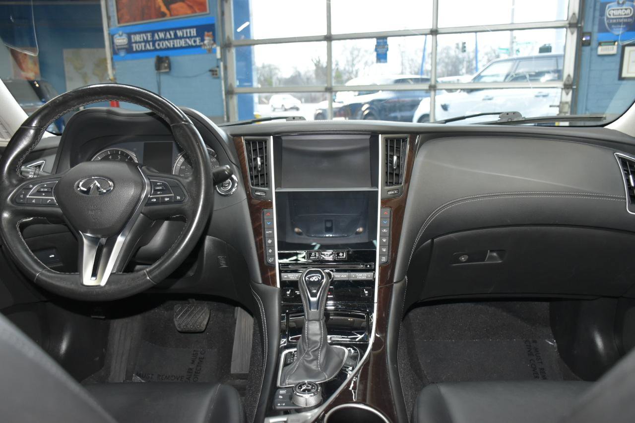 Used 2019 INFINITI Q50 Luxe w/ Essential Package (3.0T Luxe) image 36