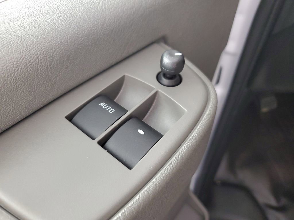 New 2026 Chevrolet Express 2500 w/ Driver Convenience Package image 27