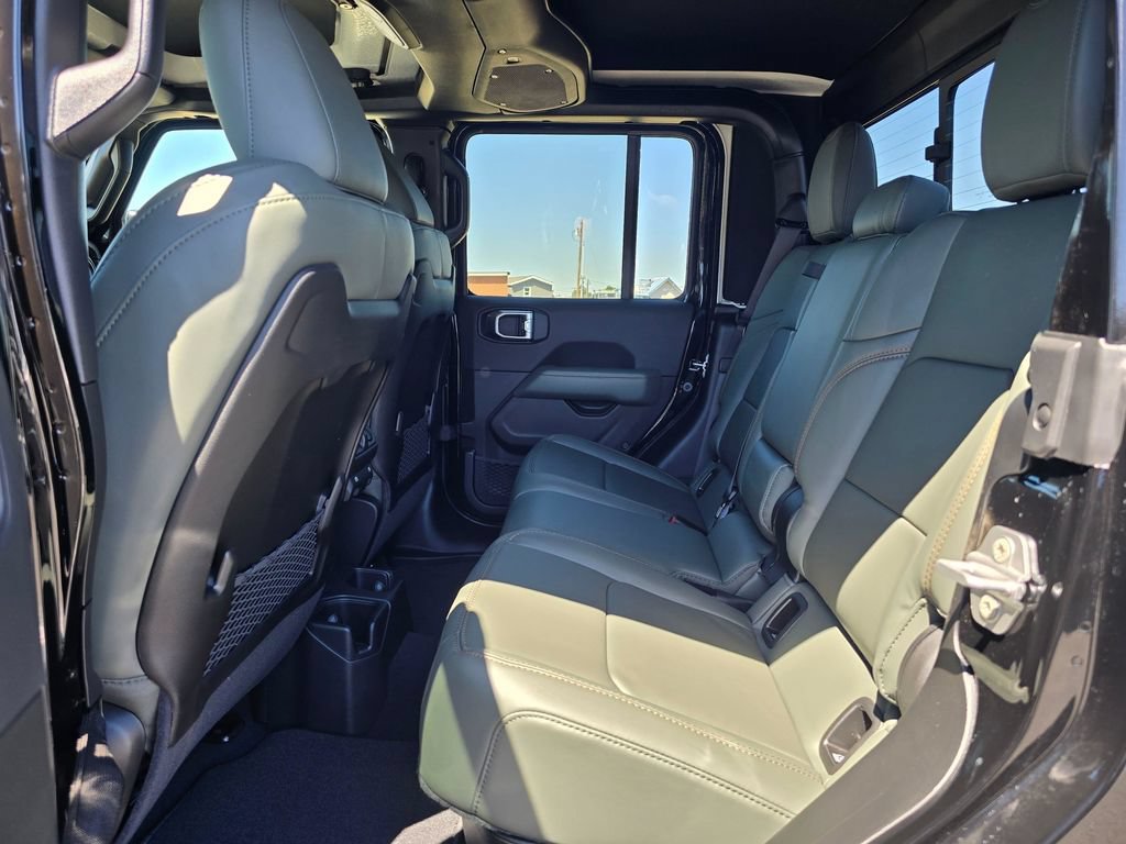 New 2026 Jeep Gladiator Mojave AWD/4WD image 13