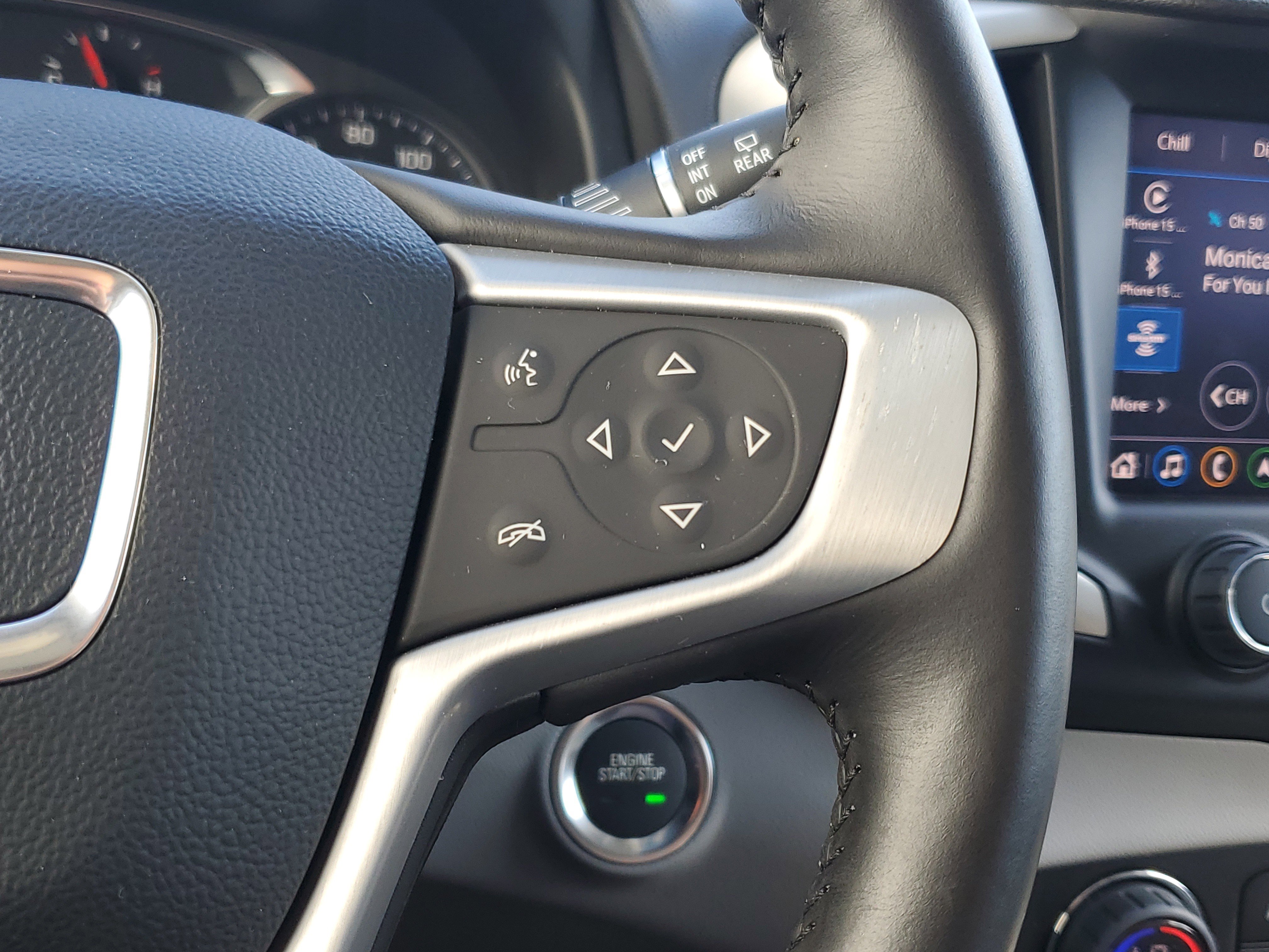 Used 2022 GMC Terrain SLT w/ Infotainment Package II image 24