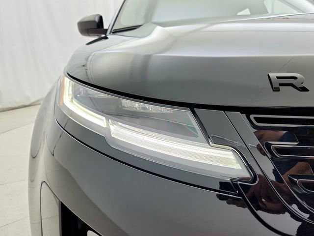 New 2025 Land Rover Range Rover Evoque S image 30