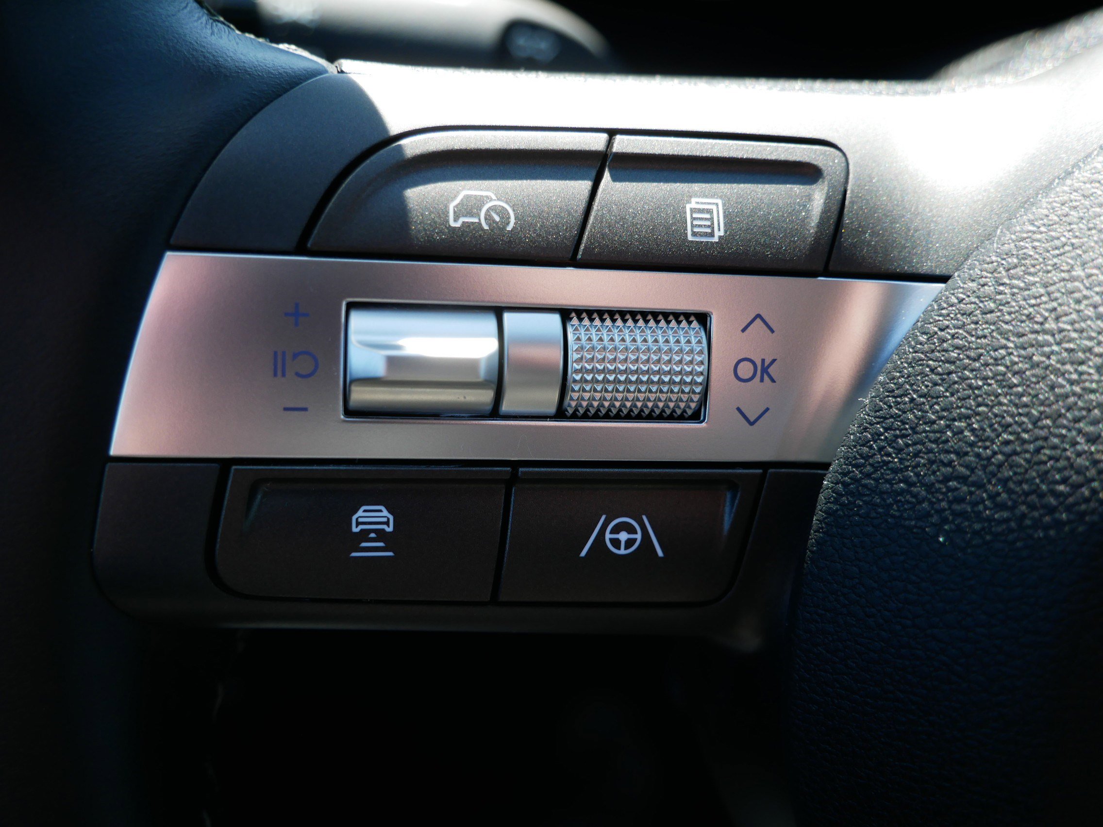 Certified 2026 Hyundai Kona SEL Sport image 26