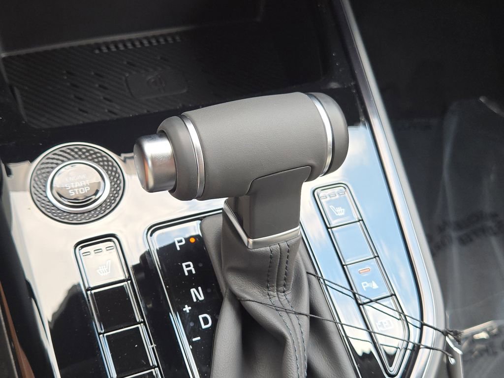 New 2025 Kia Niro EX Touring image 23