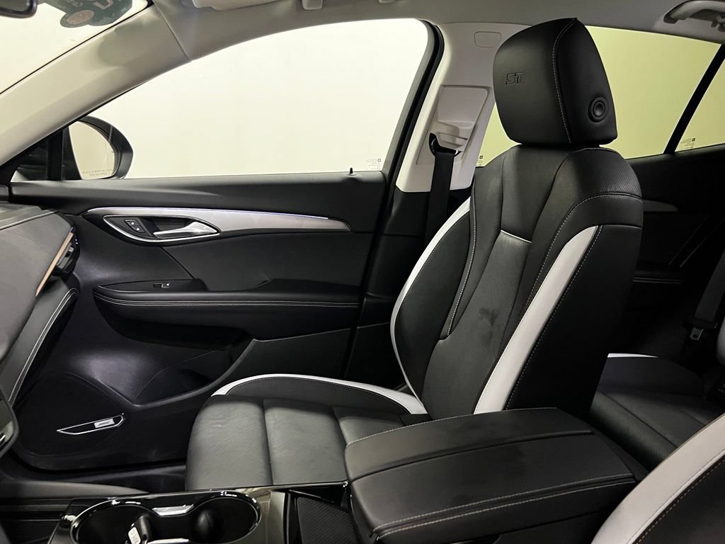 Certified 2025 Buick Envision Sport Touring AWD/4WD image 27