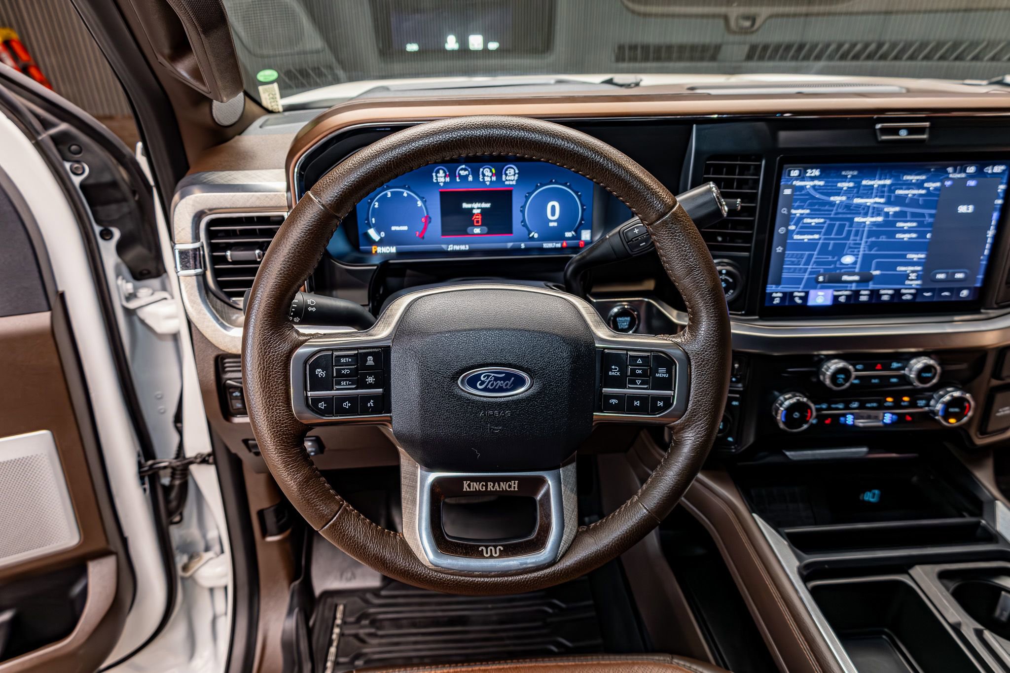 Used 2025 Ford F450 King Ranch image 17