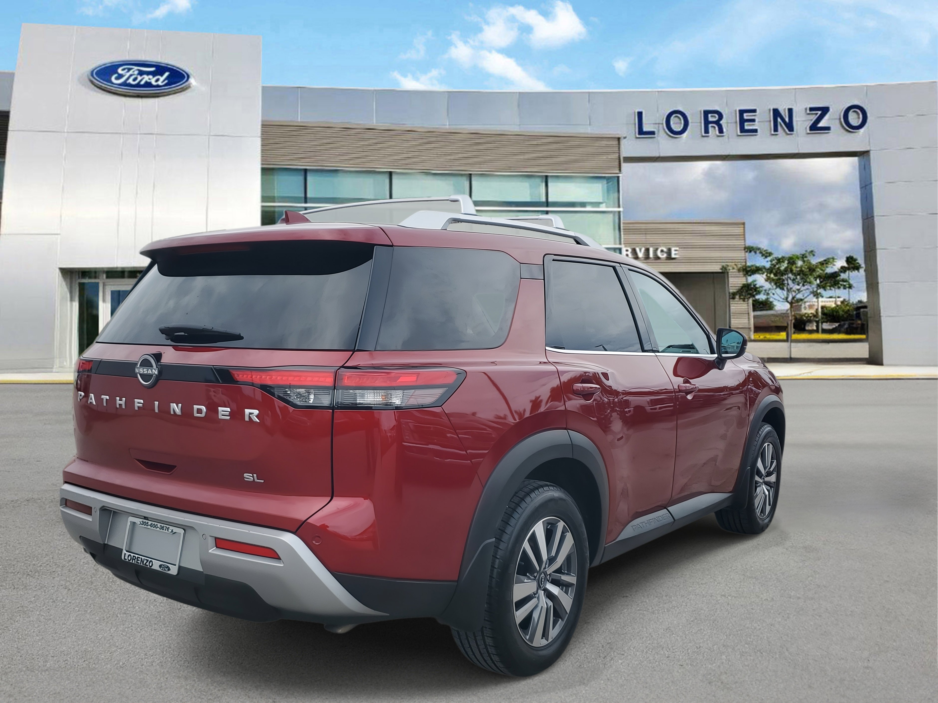 Used 2024 Nissan Pathfinder SL image 5