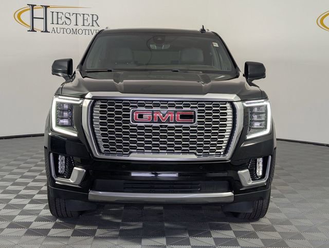 Used 2021 GMC Yukon Denali w/ Denali Ultimate Package image 3