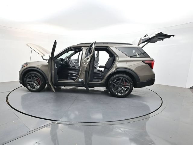 Used 2026 Ford Explorer ST w/ Sun And Sound Package AWD/4WD image 61