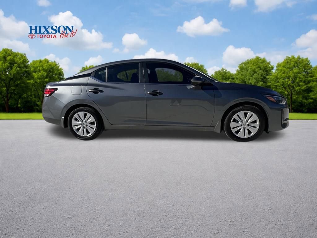 Used 2024 Nissan Sentra S image 8