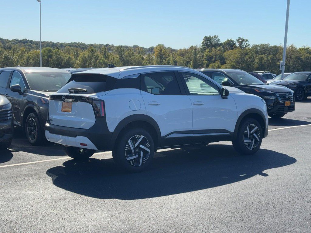 Used 2026 Nissan Kicks SV w/ Cold Weather Package AWD/4WD image 3