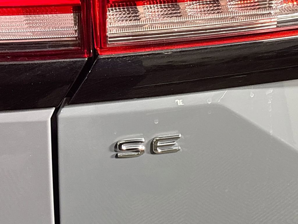 Certified 2025 Volkswagen Atlas Peak Edition SE image 24