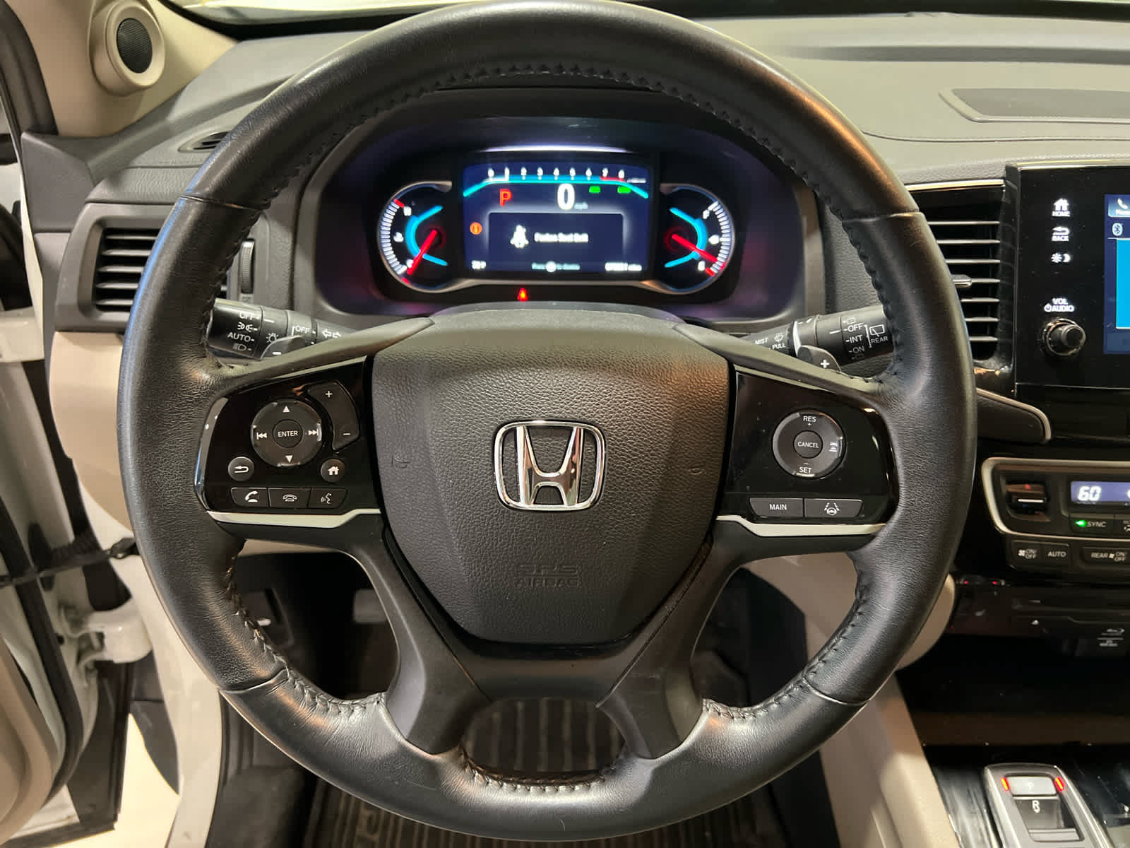 Used 2021 Honda Pilot Touring image 18