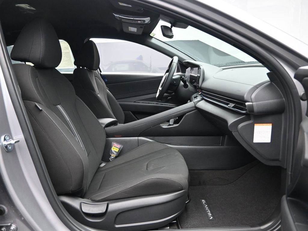 New 2026 Hyundai Elantra Sport w/ Cargo Package image 31