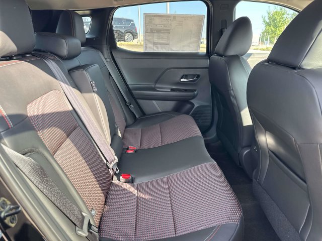 New 2027 Nissan Kicks SR FWD image 12