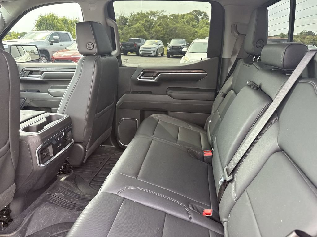 Certified 2024 GMC Sierra 1500 SLT w/ SLT Convenience Package AWD/4WD image 32