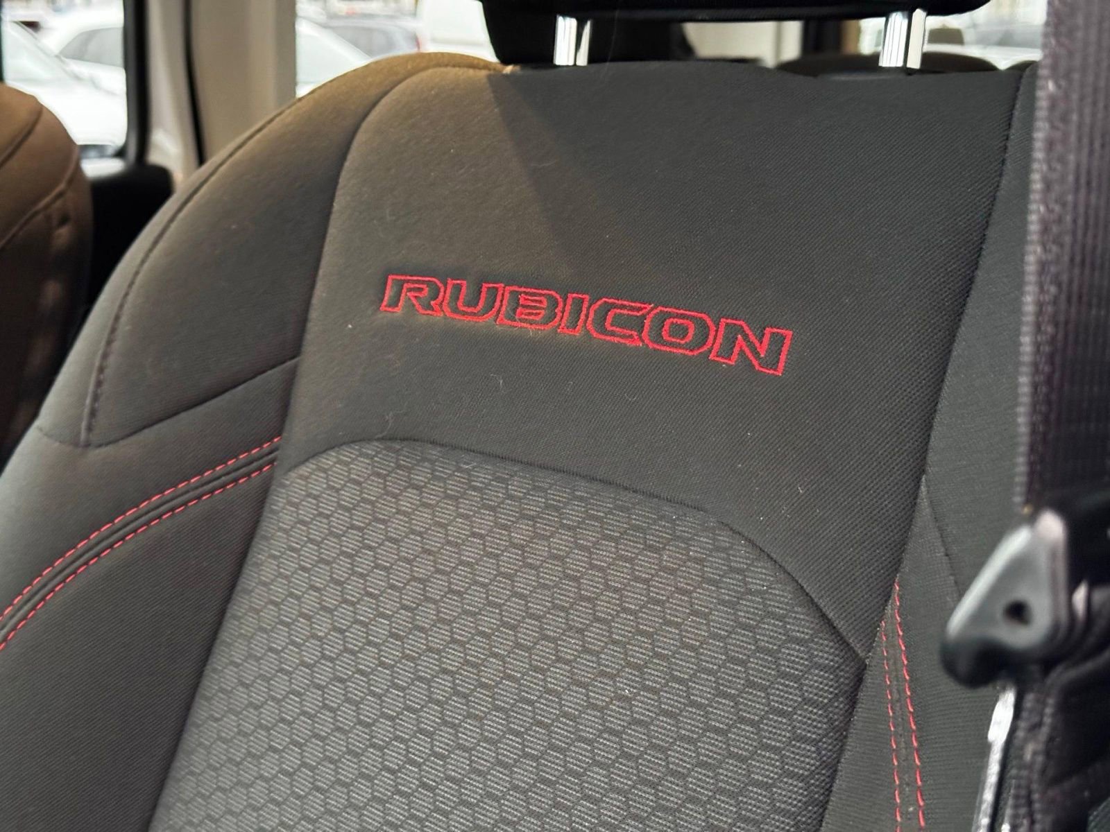 Used 2023 Jeep Wrangler Unlimited Rubicon AWD/4WD image 21