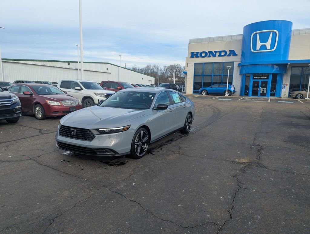 New 2025 Honda Accord Sport image 7