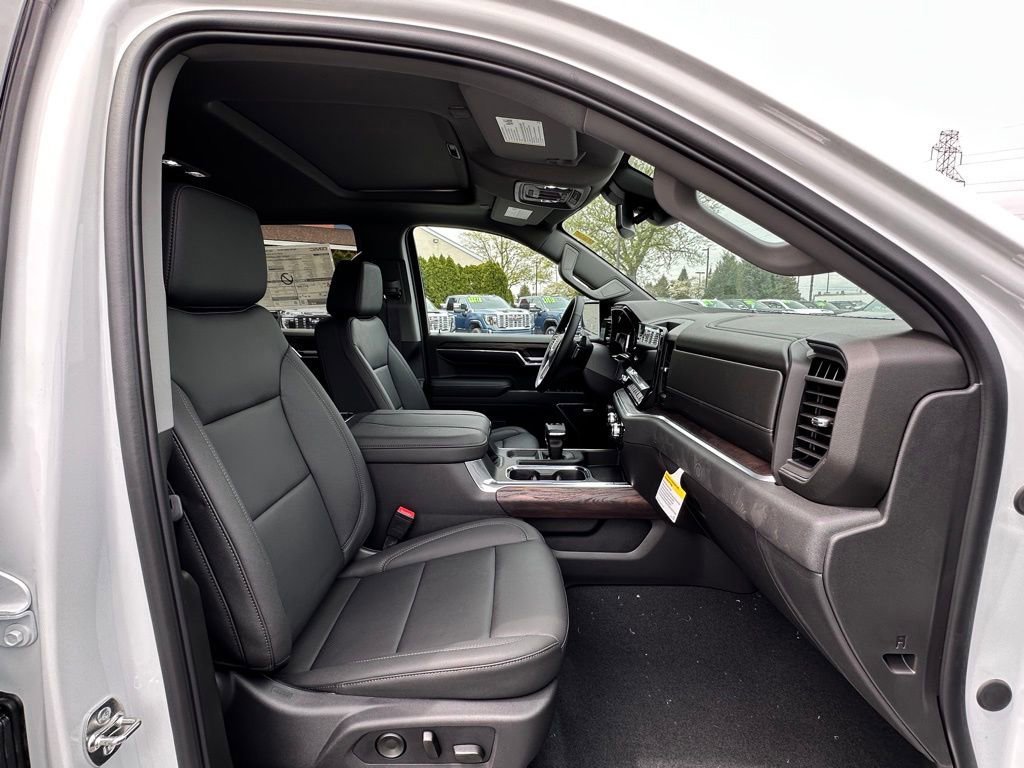 New 2026 GMC Sierra 1500 SLT w/ SLT Premium Plus Package AWD/4WD image 11