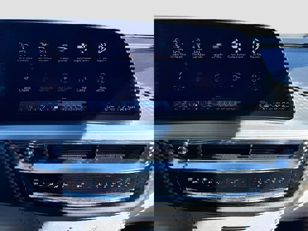 New 2026 Cadillac Lyriq Luxury image 19