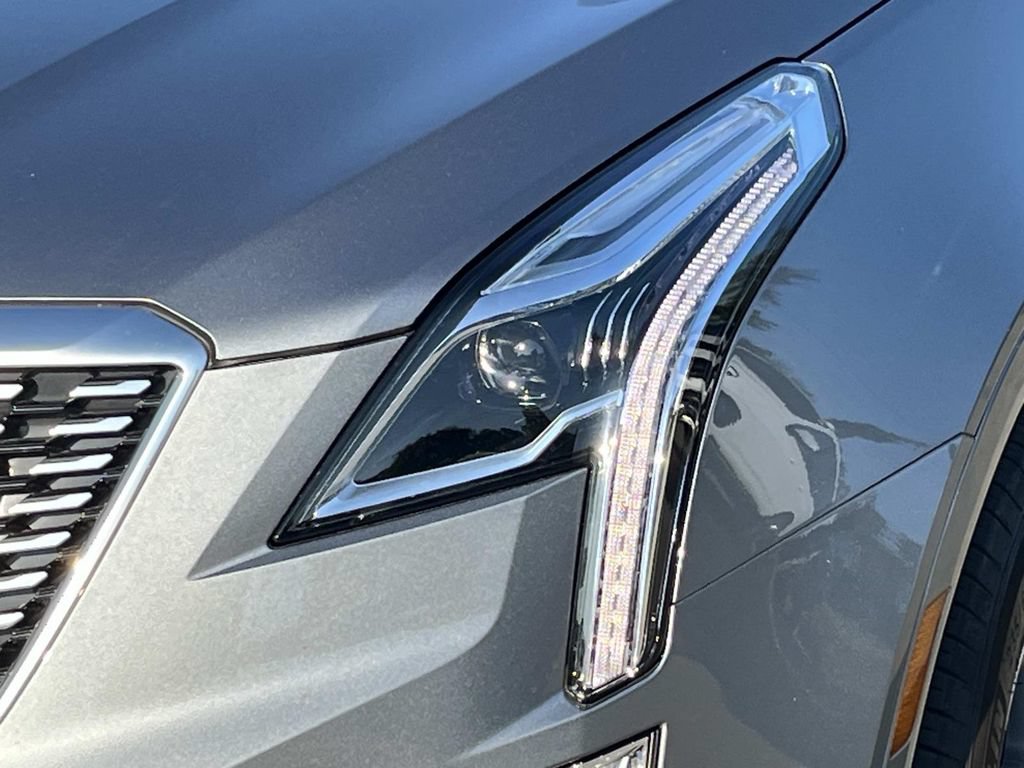 Used 2023 Cadillac XT5 Premium Luxury w/ Technology Package FWD image 10