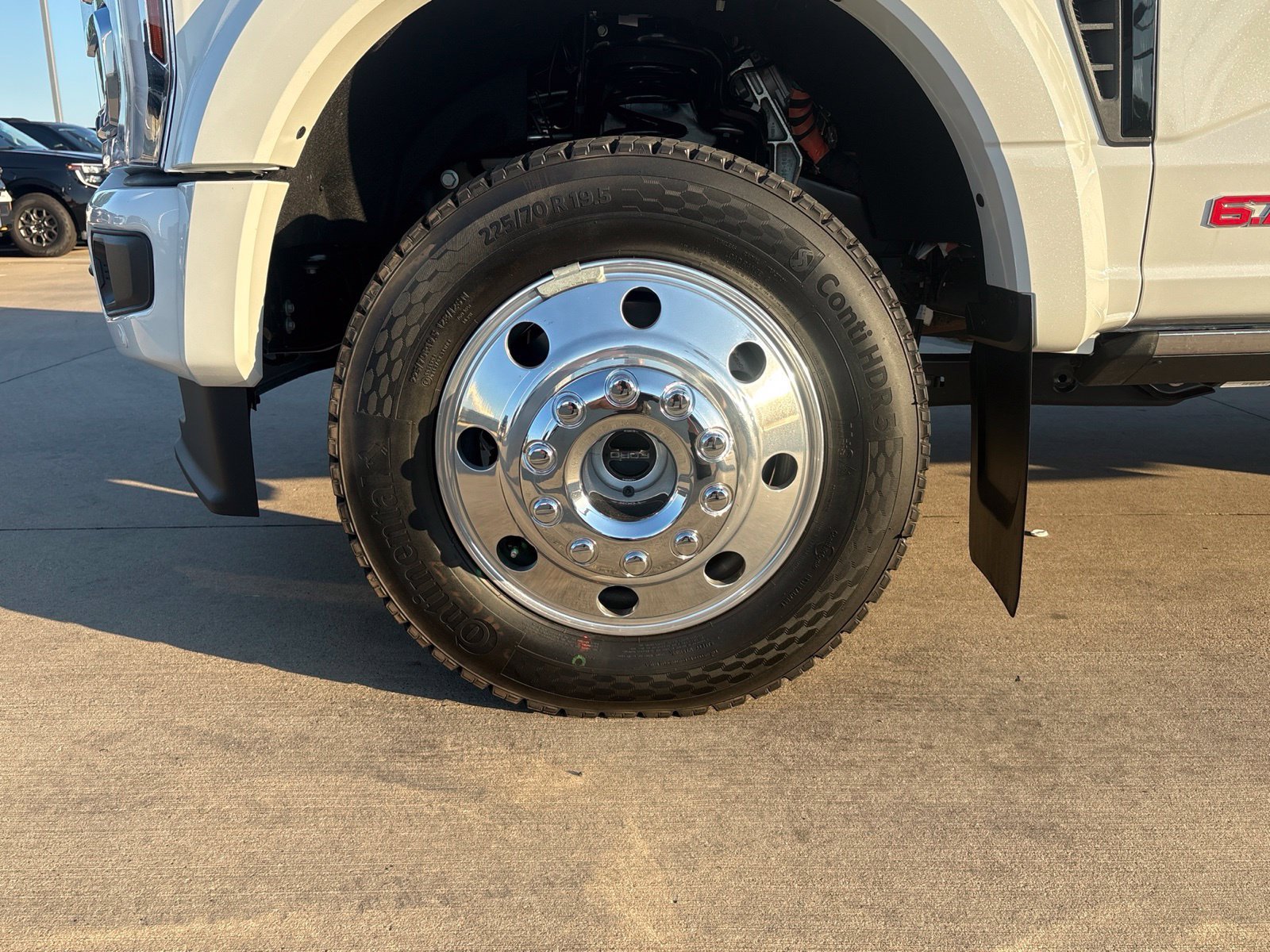 New 2026 Ford F450 Platinum w/ FX4 Off-Road Package AWD/4WD image 10