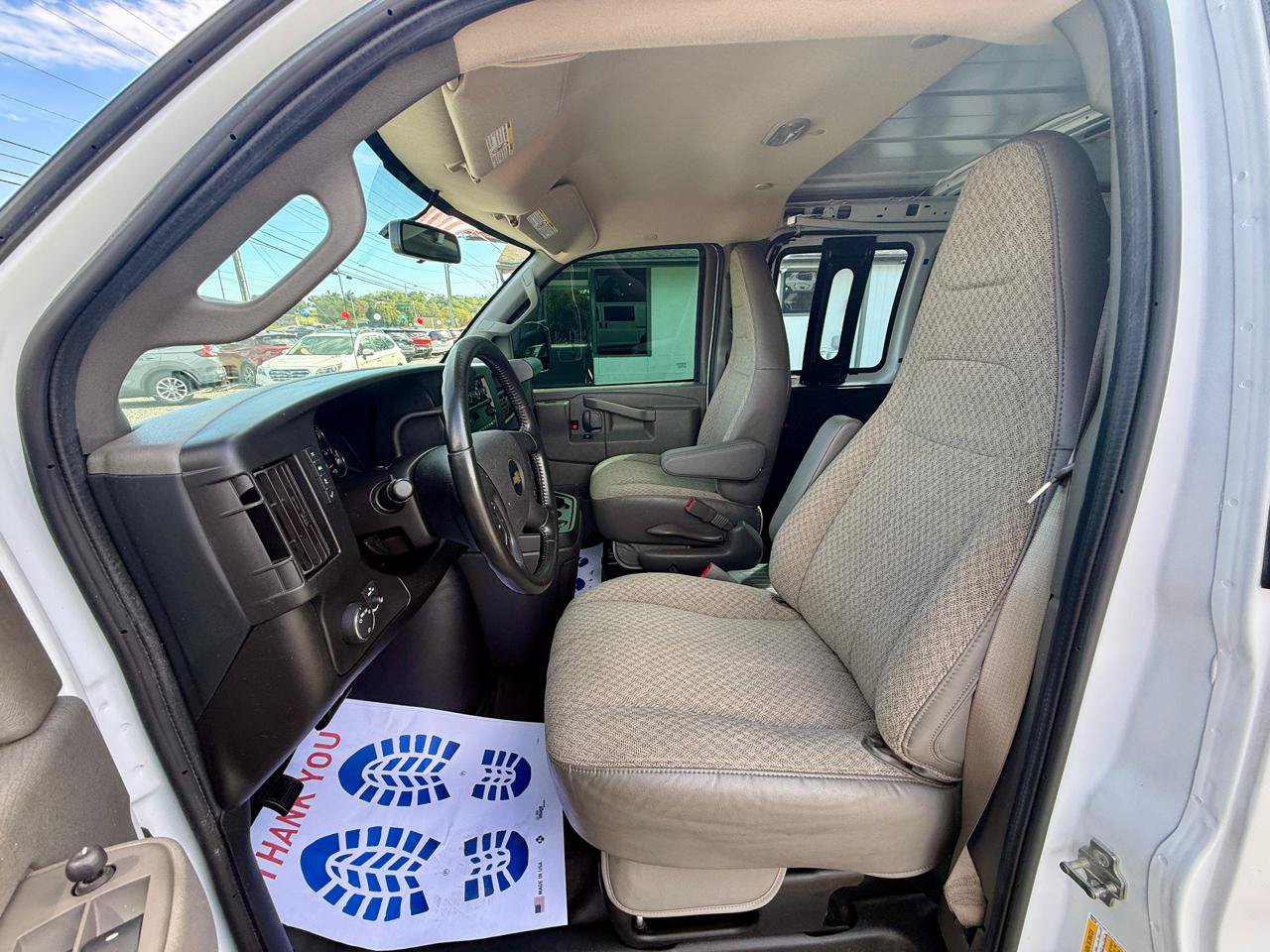 Used 2023 Chevrolet Express 2500 w/ Driver Convenience Package RWD image 9