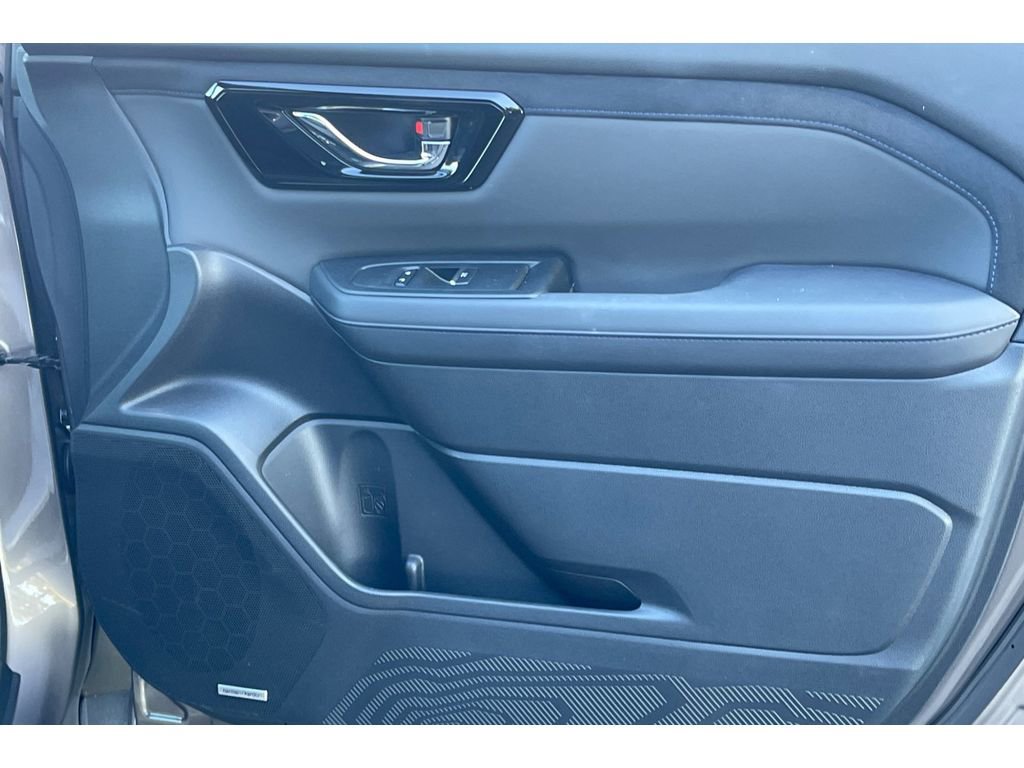 Used 2025 Subaru Forester Limited image 20