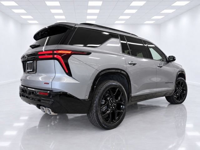 Used 2026 Chevrolet Traverse RS AWD/4WD image 9