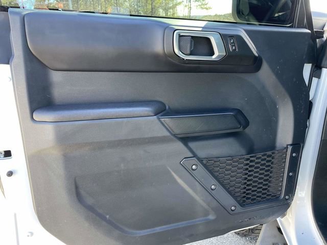 Used 2025 Ford Bronco Badlands image 16