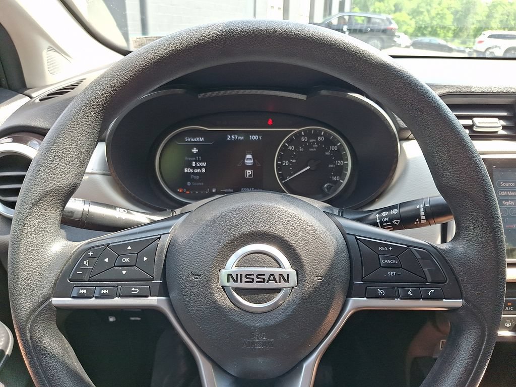 Used 2021 Nissan Versa SV FWD image 18