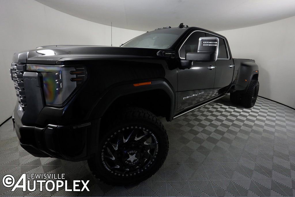 Used 2024 GMC Sierra 3500 Denali Ultimate image 11
