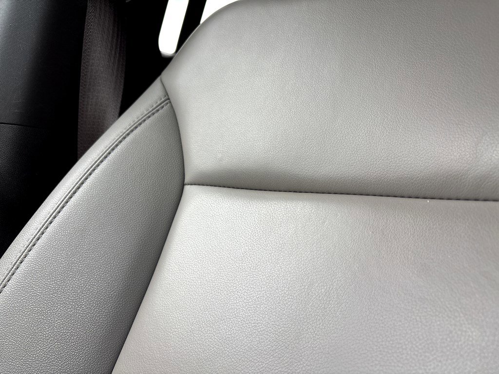 Used 2024 Chevrolet Suburban LT image 5