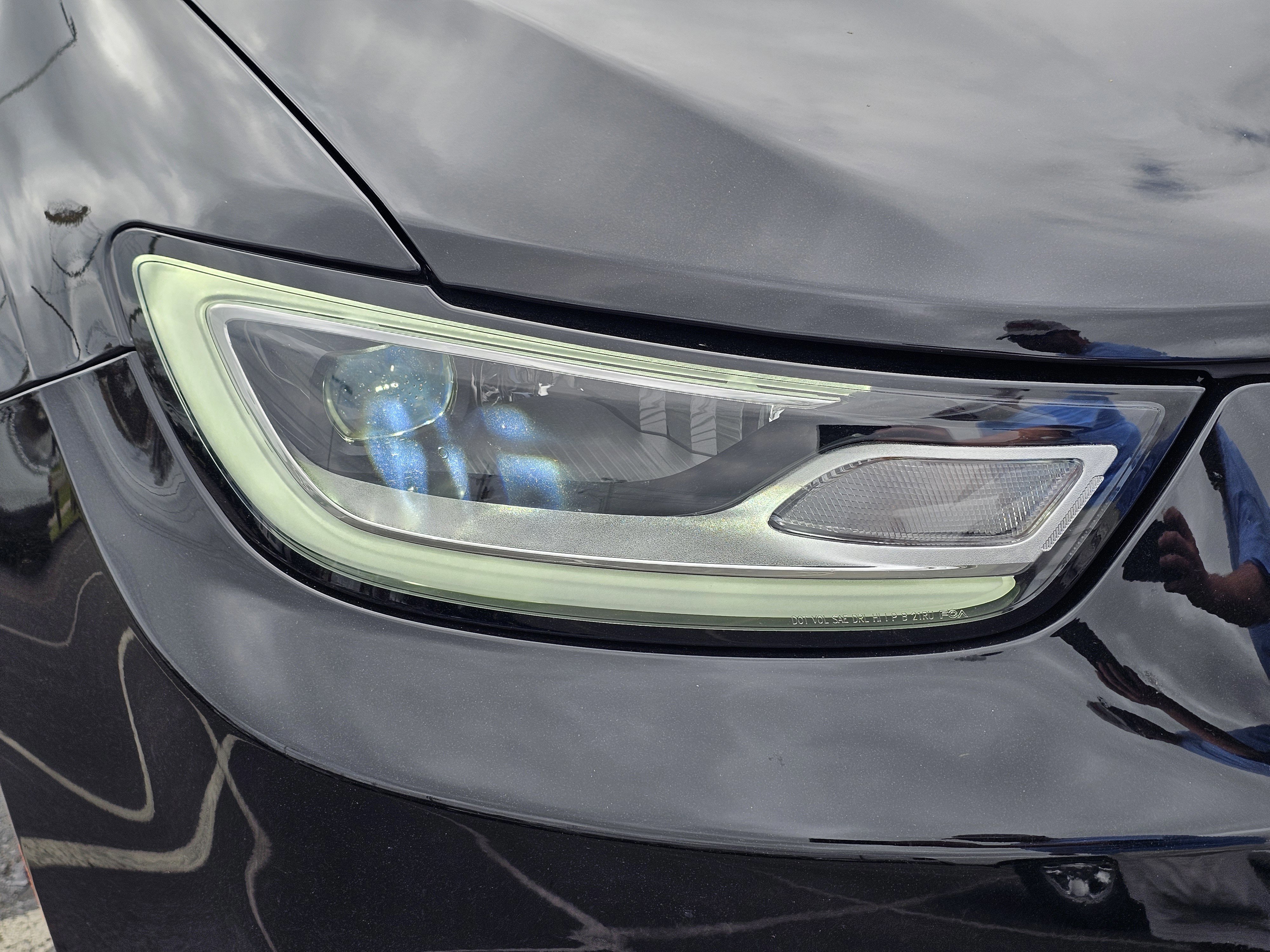 New 2026 Chrysler Pacifica Select w/ S Appearance Package image 4