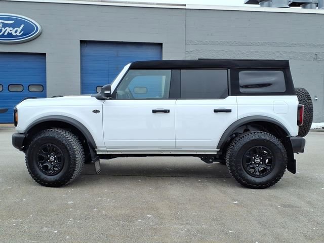 Used 2023 Ford Bronco Wildtrak image 2