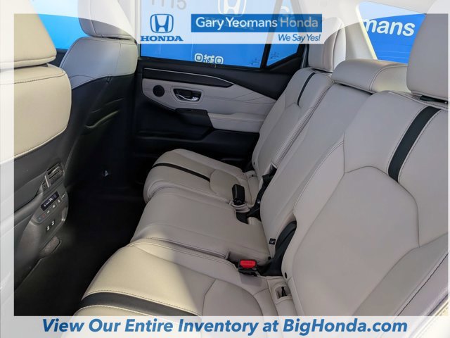 Used 2026 Honda Pilot Touring image 19