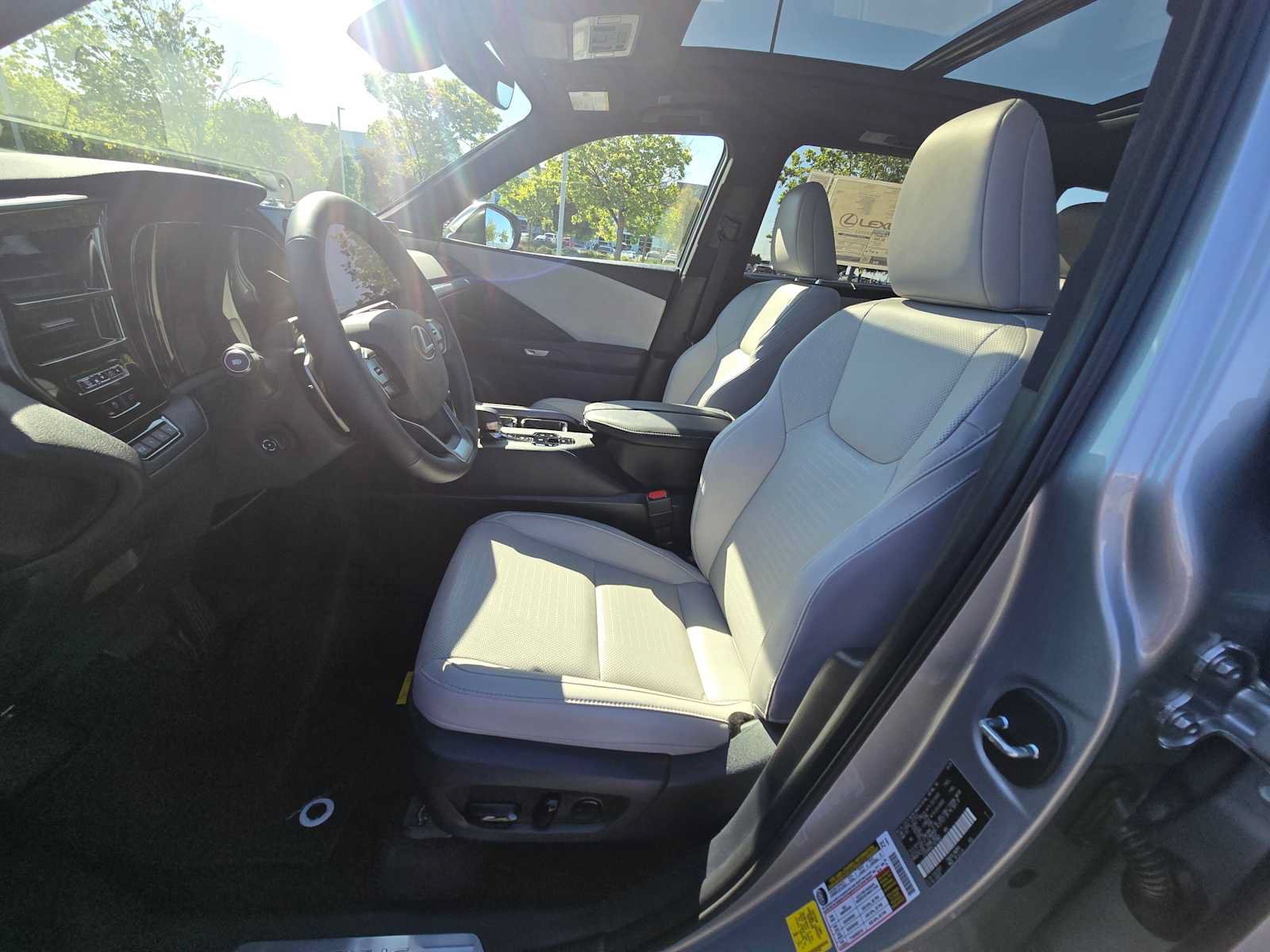 New 2026 Lexus TX 350 AWD image 24