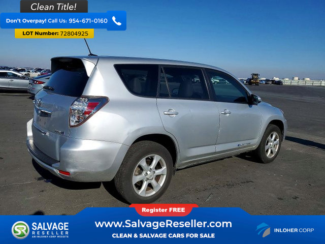 Used 2013 Toyota RAV4 EV image 4