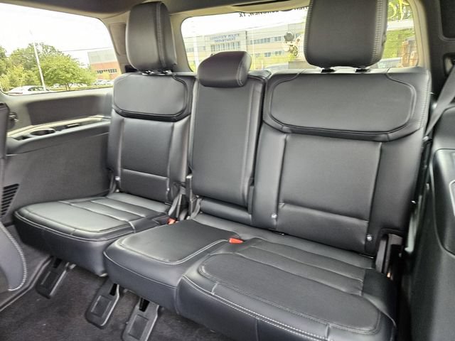 New 2027 Ford Expedition Platinum w/ Stealth Appearance Package AWD/4WD image 16
