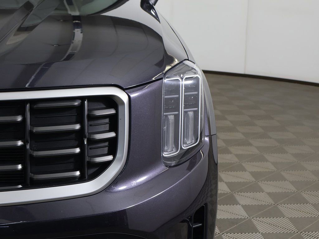 Used 2025 Kia Telluride S image 15