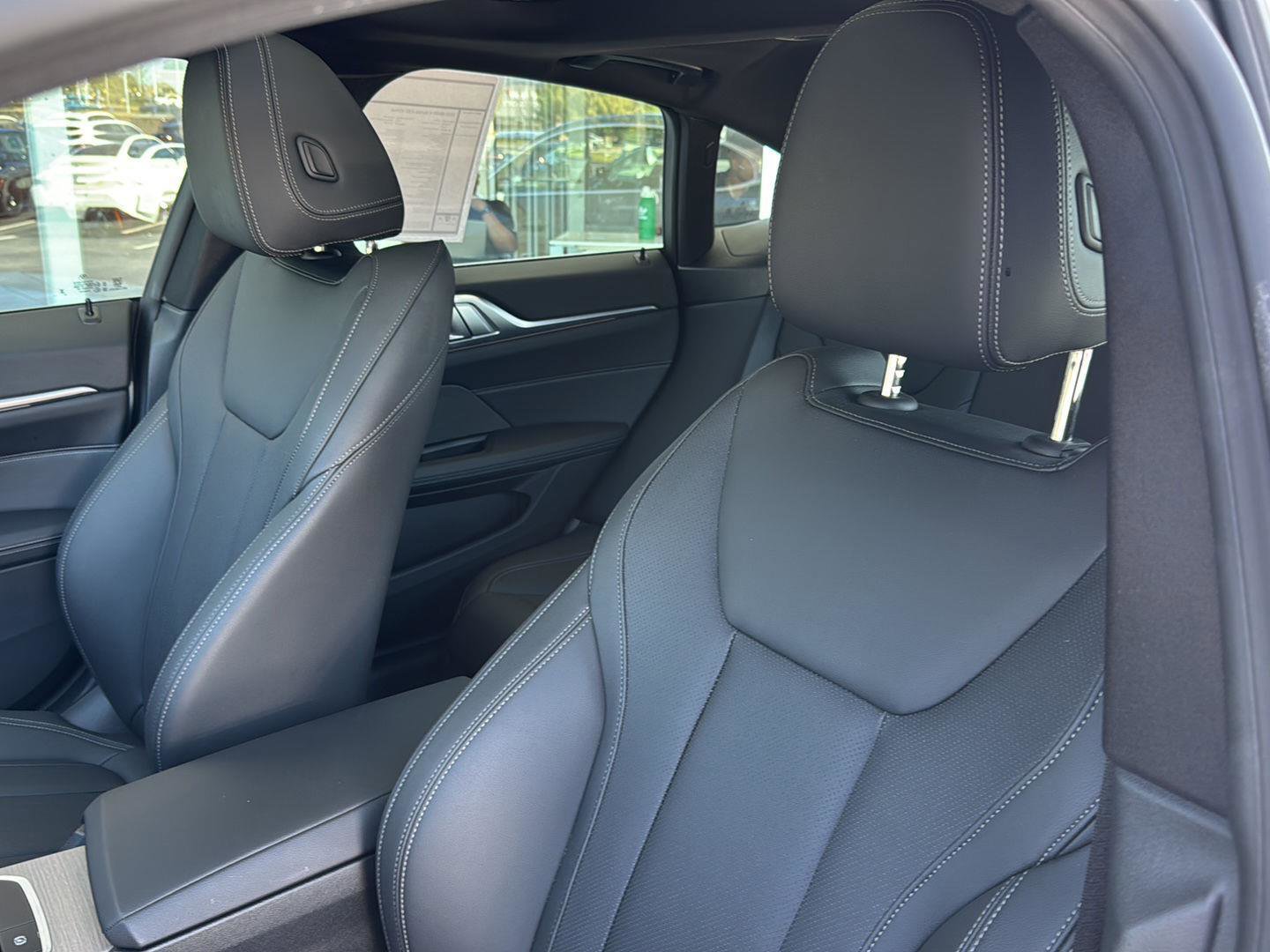 Used 2025 BMW 430i xDrive w/ Premium Package image 25