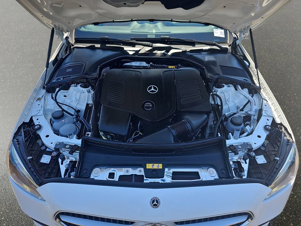 Used 2025 Mercedes-Benz C 300 4MATIC Sedan image 33